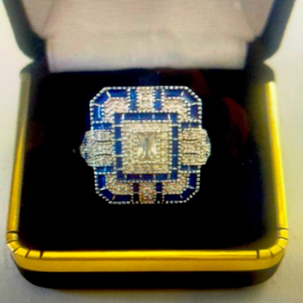 Cocktail sterling silver with blue sapphire ring